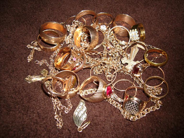 Находки на пляже Ростова - Ростовская обл Находки на пляже Ростова - Ростовская обл