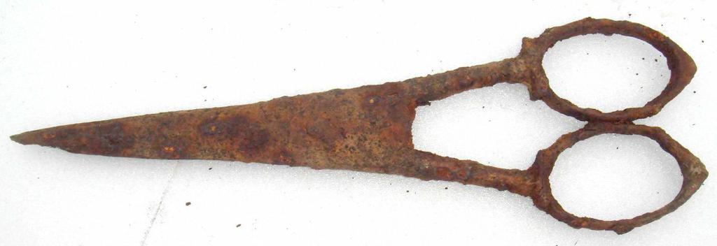 Ножници до рестоврации в углеродной среде Ножници до рестоврации в углеродной среде