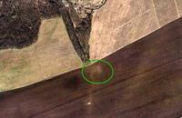 На снимке распаханный старый дом. Поиск клада и старых деревень черех спутник через Гугл На снимке распаханный старый дом. Поиск клада и старых деревень черех спутник через Гугл